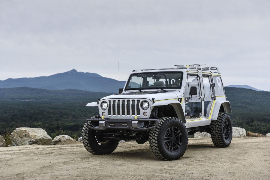  Jeep Safari Concept (JK) 2017 года  (фото 24 из 25)
